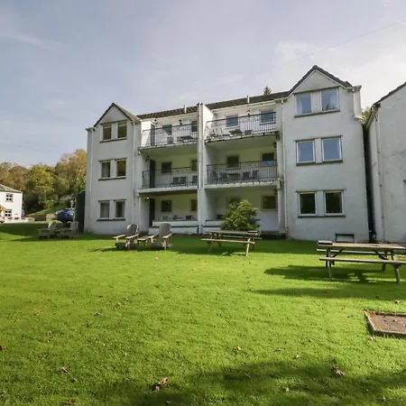 6 Apartment *
