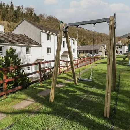 6 * Keswick (Cumbria)