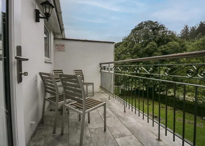 6 * Keswick (Cumbria)